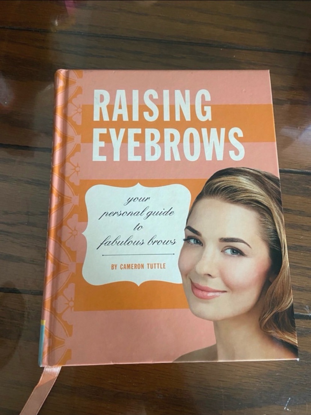 Chronicle Books Peach and White Raising Eyebrows Brow Guide